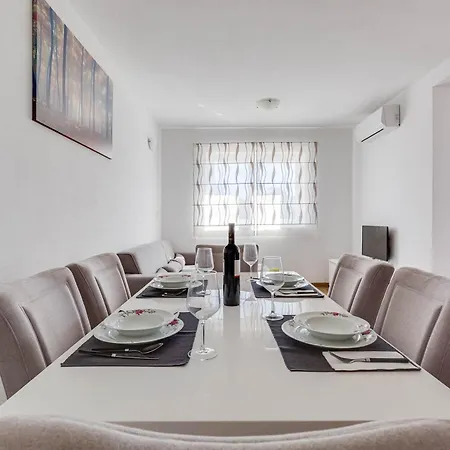 Pocrnic Apartment Pakoštane